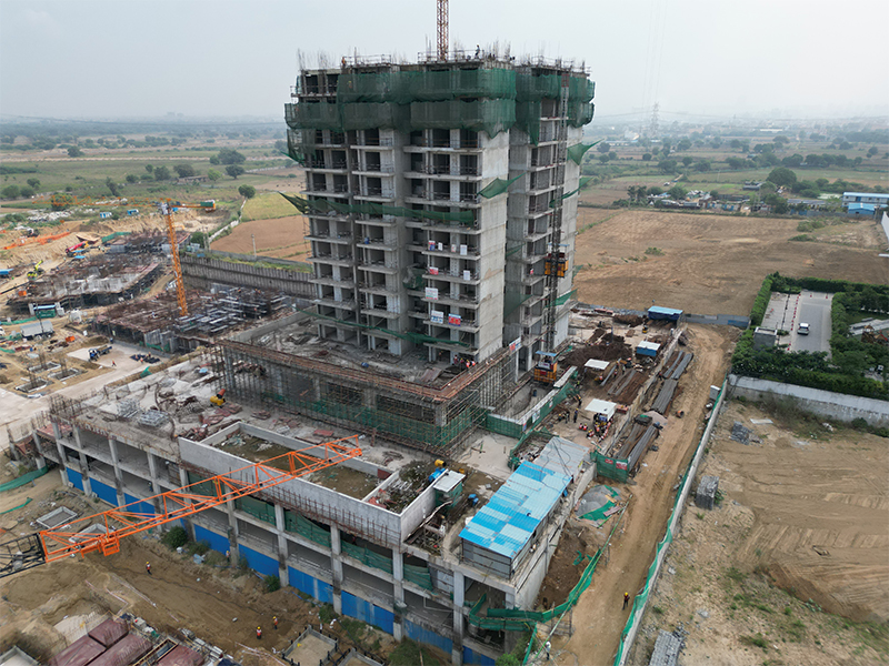 construction site of Krisumi Waterfall Suites